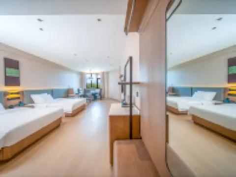 Jiutian Jinkai Grand Hotel Hotels in Laifeng