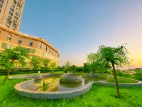 Yishui Longgang Hotel (Yishui River Bridge Scenic Spot) Hotels in Yishui