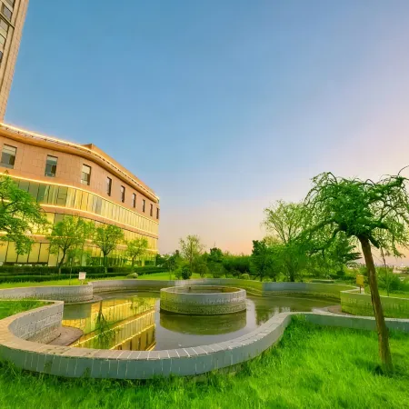 Yishui Longgang Hotel (Yishui River Bridge Scenic Spot)