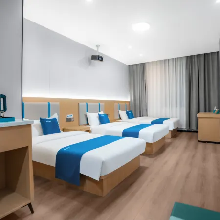 YueYing Hotel (Linyi University City Long-distance Bus Station Branch)