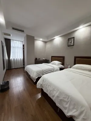 Yongxing Tiantian Holiday Hotel Hotels near Yongxing Silver Building