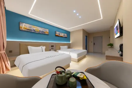 Yaduo Hot Spring Boutique Hotel (Fengshun Park Store) Отели рядом с достопримечательностью «Yuyi Tangquan Shuishang Paradise»