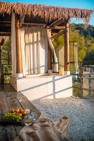 Anji Muyun Valley · Bluebird Café - Vacation Villa with Mountain Private Hot Spring & Koi Boat Rides Отели рядом с достопримечательностью «Anji Library»