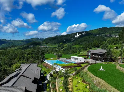 Trip.com Group Country Retreats (Zhang Jiajie Manson Joint Resort） Hotels in Zhangjiajie