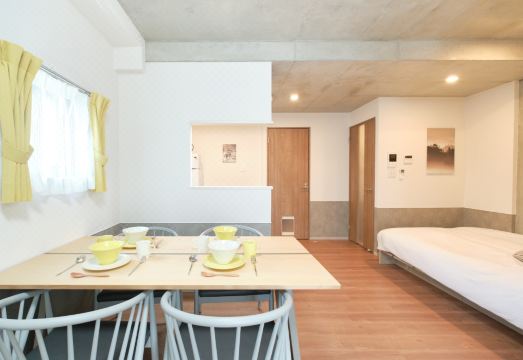 J-ARC 신주쿠 객실 내부