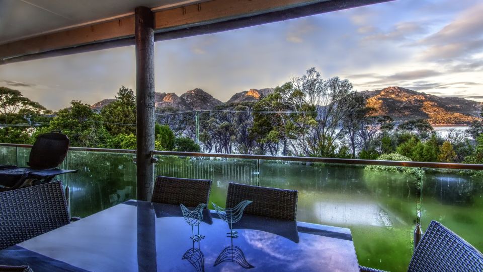Cove Beach Apartment 2