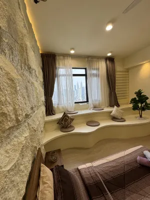 KLCC Chamber Rock by AZ LineBathtub+Projector)