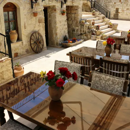 Kemerhan Cave Suites