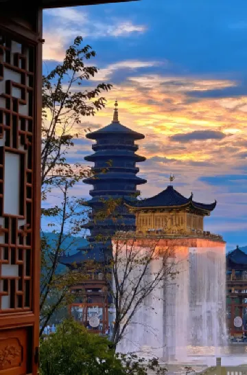 Wuyuan • Yilv Sunshine | AWAKENING•SOULMATE • Starry Courtyard Resort Hotel dekat Moon Bend