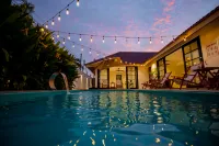 Ipoh Tiga Pool Villa by Papahost - Private Pools
