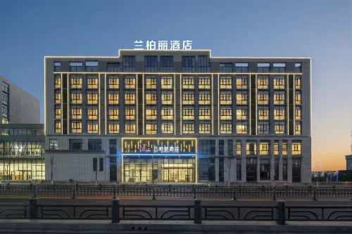 THE  LANBERLY  HOTEL - 3-Star