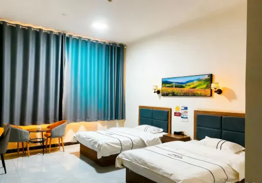 Ruoqi Yingbin Hotel