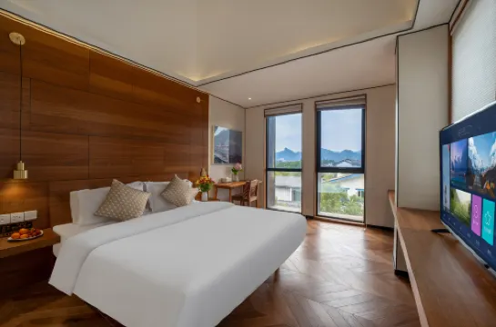 Floral Hotel·Derenyi Art Hotel (Wuyishan Sangu Resort Branch)