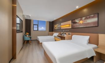 IU Hotel ·( Guangzhou Taihe Jinbo Tiandi Private Science and Technology Park Branch)