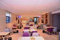 Lavande Hotel Yang Jiang Convention&Exhibition Center.Road
