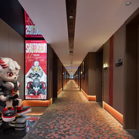 YueTa H E-sports Hotel (Yiwu International Trade City Yinhai Branch)
