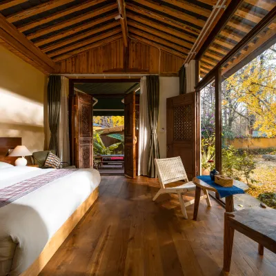 Liaofan Jingshe · Serene Time Qingwa Zen Courtyard Boutique Stay (Tengchong Ginkgo Village) Hotels near Yunfeng Mountain Scenic Area