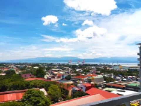 Convenient Condo - Nearby CDO Mall