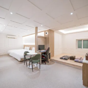 Changwon DEUMEU Hotel