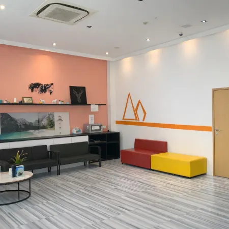 A Hotel Dickson Отели рядом с достопримечательностью «Станция метро Rochor»