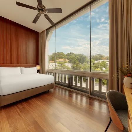 Oasia Resort Sentosa by Far East Hospitality Отели рядом с достопримечательностью «Парк аттракционов Юниверсал-Студиос-Сингапур»
