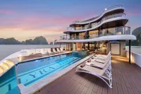 Halong Lyra Grandeur Cruise - Infinity Pools