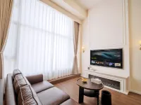 CHATEAU DE LUZE-Beijing Hotels near CCTV Headquarters
