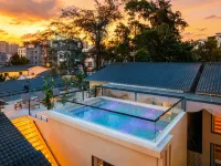 Autumn Tale · Fengfanli Homestay (Beihai Yintan International Passenger Port) - สระว่ายน้ำบนดาดฟ้า