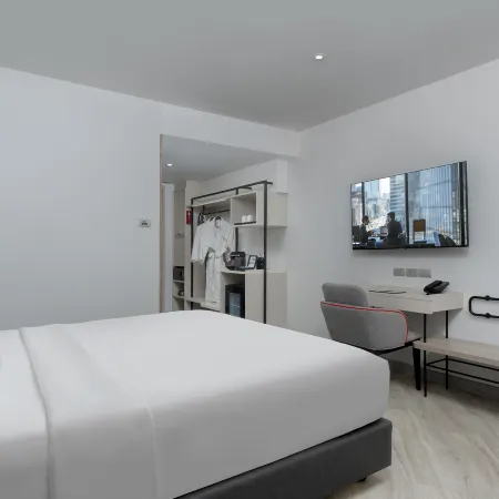 Oakwood Studios Sukhumvit Bangkok Отели рядом с достопримечательностью «Станция надземного метро Ekkamai»