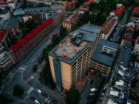 Bunks at Rode Hotels near Bislett Stadium