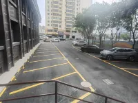 桔子酒店（蘭州黃河大橋國際會展中心店） - 停車場