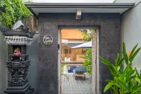 Villa Larissa - Parking