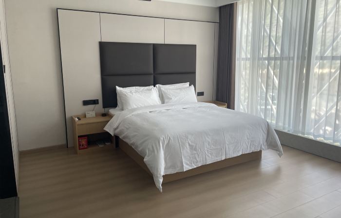 Baima Shengdian Hot Spring Hotel
