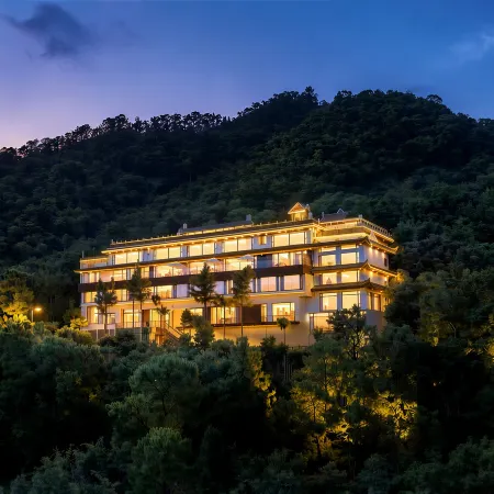 Xichang Lushan Huajian Pavilion · Mountain and Sea View