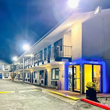 Motel 6 Bellingham, WA
