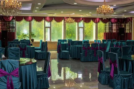 Workers' Sanatorium Отели в г. Удалянчи