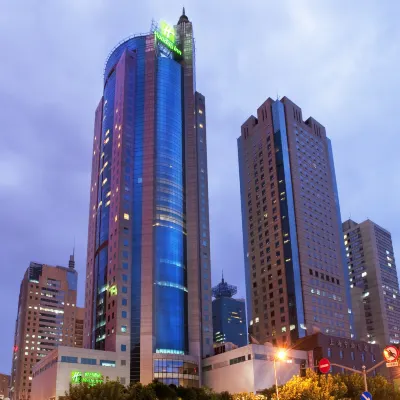 ฮอลิเดย์ อินน์ เซี่ยงไฮ้ ผู่ตง บาย IHG โรงแรมใกล้โอเรียนทอล อาร์ต เซ็นเตอร์