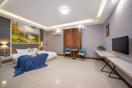 Youge Shangpin Hotel (Xinxing Times Square Bus Station)