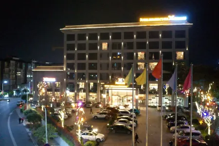 Jubilee Mercure-Realm Hotel