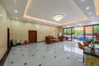 Home Inn Huayi Hotel