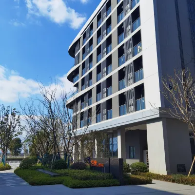 Boyu (Ningbo Olympic Sports Store) Hoteles en Zona comercial de Jiangbei