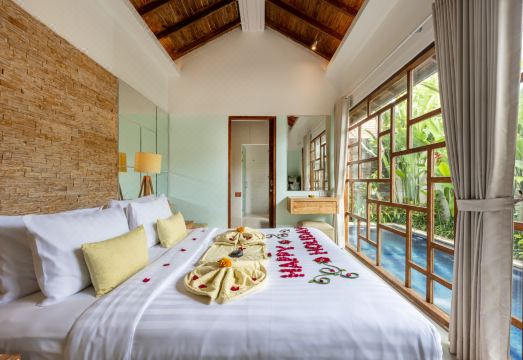 프리이 발리 에코 비치 수영장