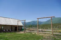 Yonghe · Snow Lodge Homestay (Hemu Sunset Viewing Platform) - 2-نجوم