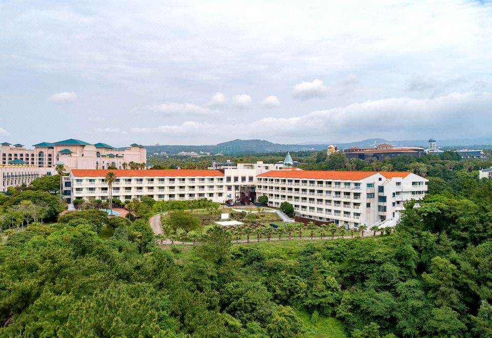 2. 켄싱턴리조트 제..