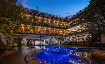 Xishuangbanna Tropic of Cancer Lake View Hot Spring Hotel