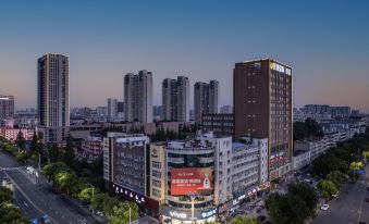 Zhonghao Fenghuang International Hotel