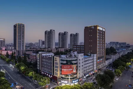 Zhonghao Fenghuang International Hotel