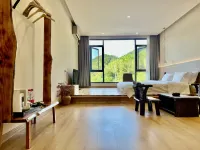 Jiuwu. Xiyuejianshan B&B
