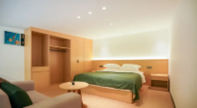 Qingrun Holiday Manor