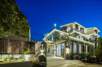 Floral Hotel·Quzhou Chuanxi Hotel (Yudong Village Scenic Area Store) Hotels in Quzhou